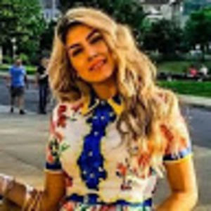 Meet your Posher, Liana